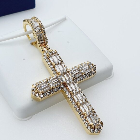 "14K Gold Plated Cubic Zircon Pendant, EVBRS609 - Picture 9 of 11